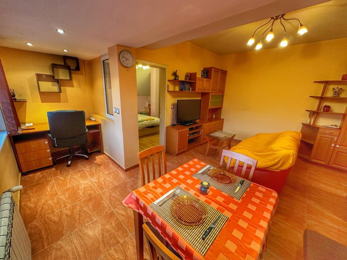 20 Off Sun Dance Apartment โซเฟีย ภายนอก รูปภาพ